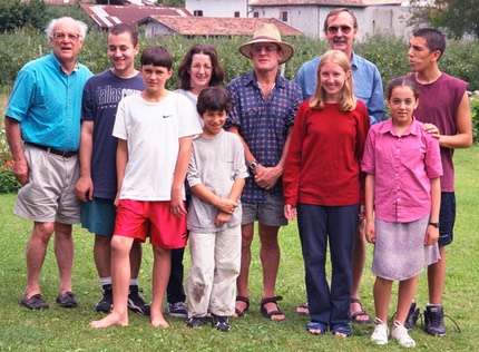 Americans descended from Tramonti di Sotto families.